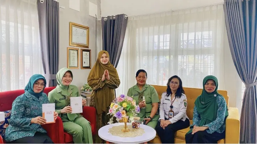 Pertemuan profesional Laraswara bersama klien dan pejabat